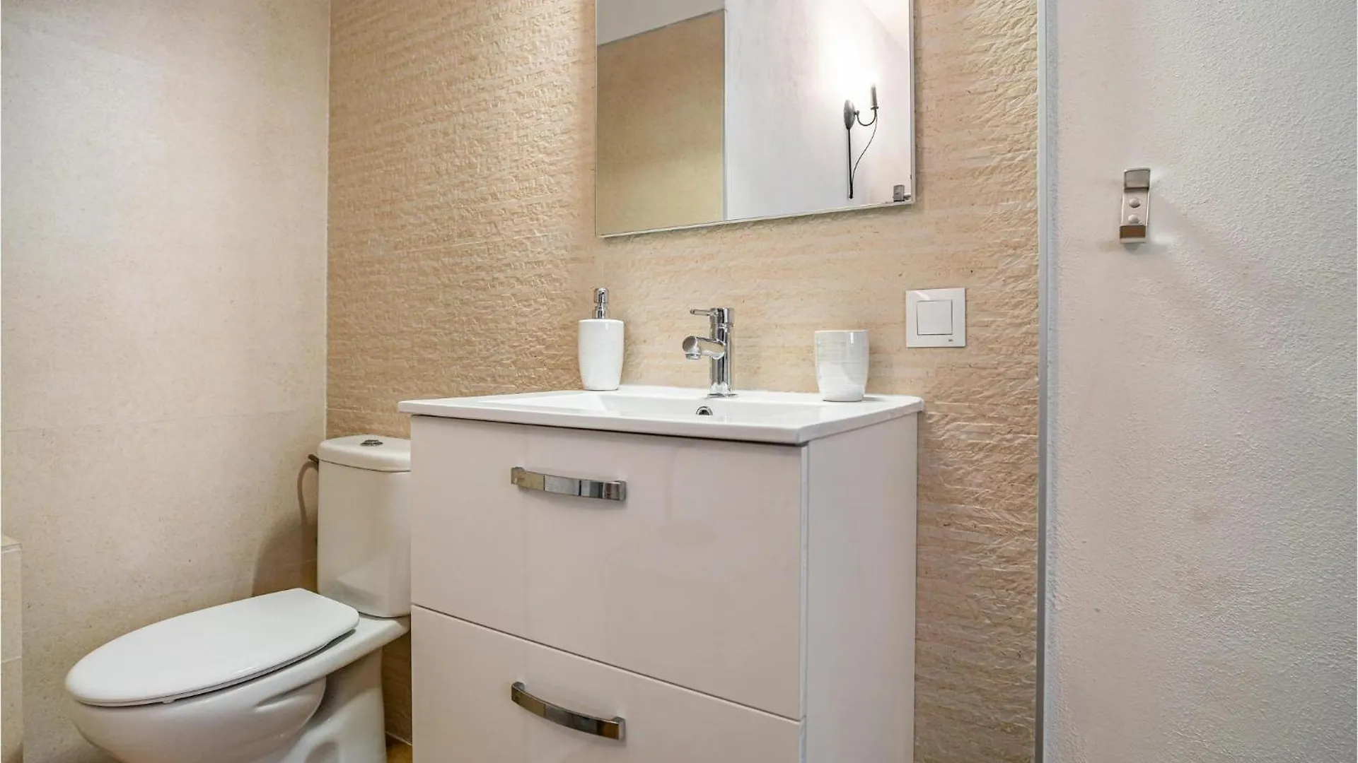 Dom wakacyjny Beautiful Home In Torrox With Swimming Pool Hiszpania